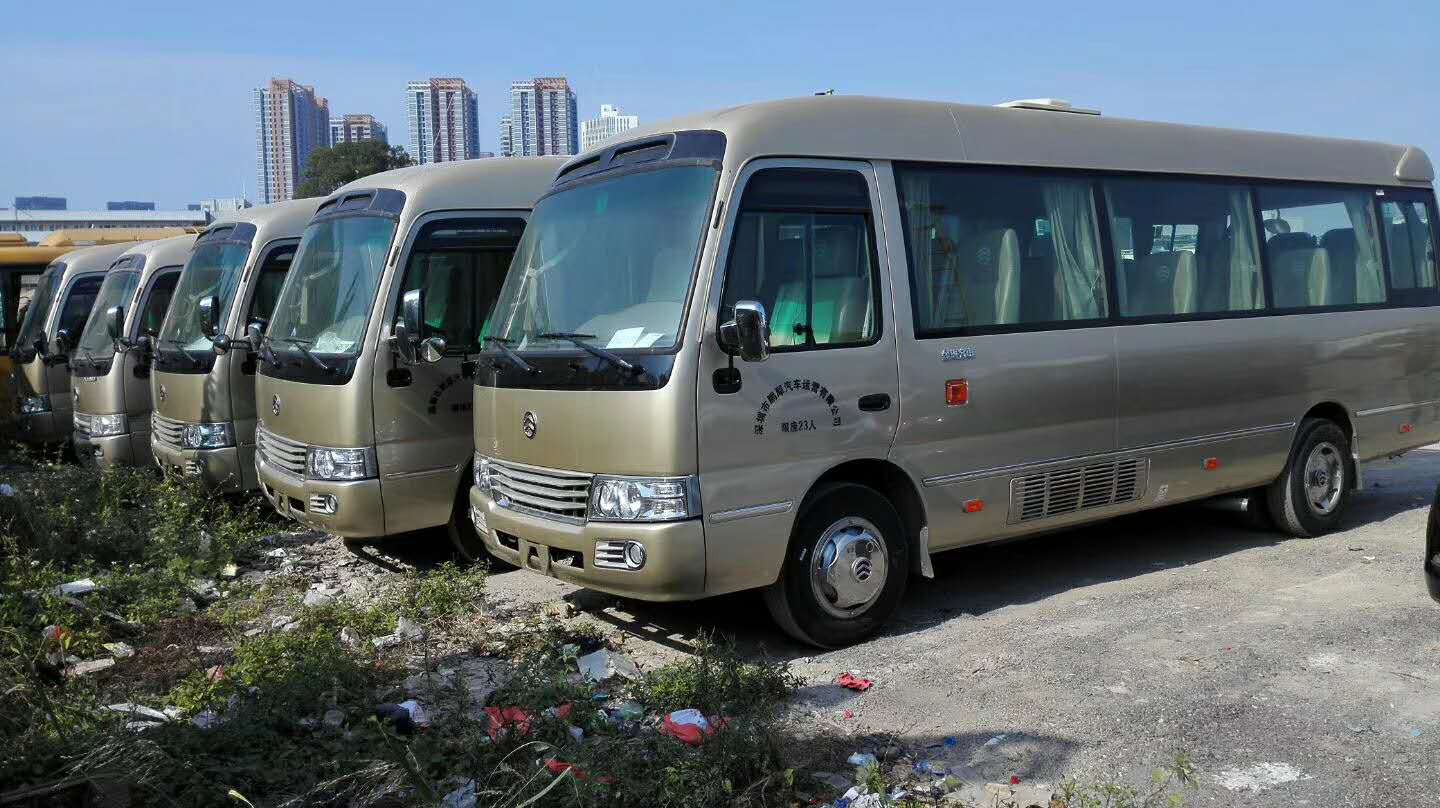 2019年新款晶马牌中巴车